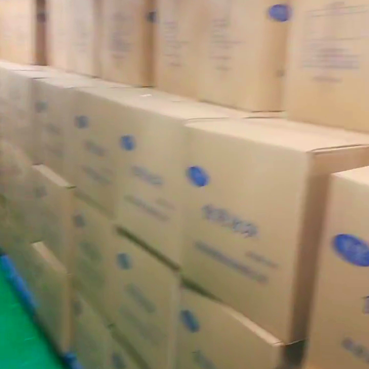 巨型冰塊購買方法_降溫大冰塊哪里有賣_大型冰塊生產商