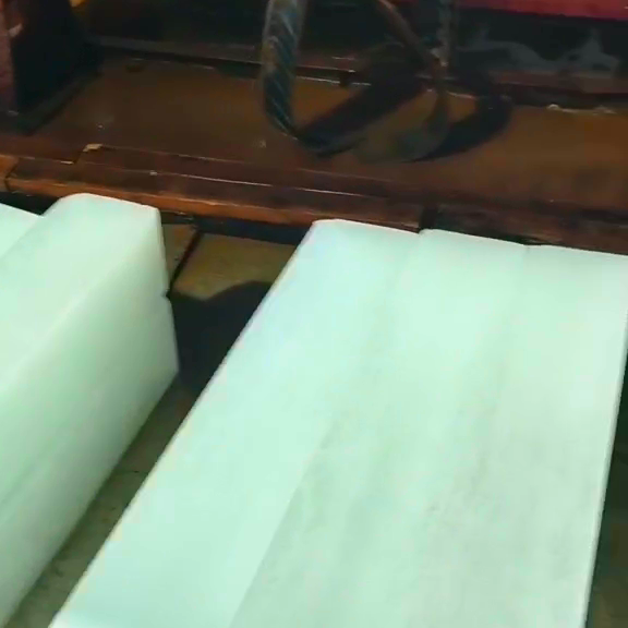 上海食用冰塊哪里買_上海冰塊批發_上海冰塊網絡科技有限公司