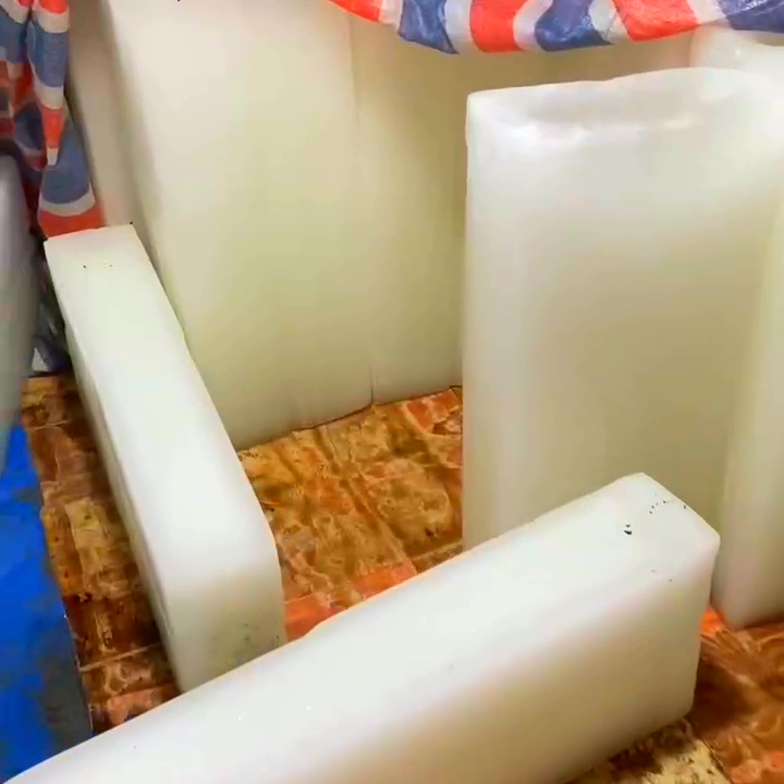 上海地區(qū)冰品生產(chǎn)商多領(lǐng)域貢獻(xiàn)大，食用冰質(zhì)量優(yōu)特性佳